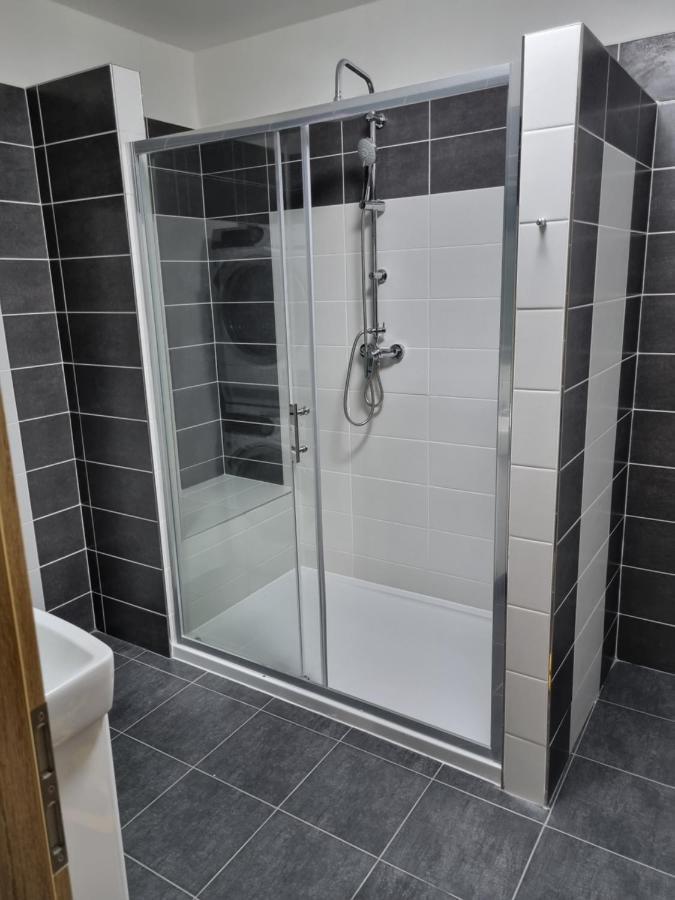 Novy Apartman V Arealu Wellness Hotelu Frymburk Exterior foto