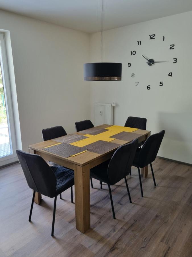 Novy Apartman V Arealu Wellness Hotelu Frymburk Exterior foto